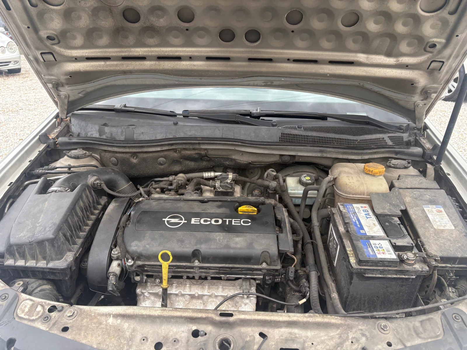 Opel Astra 1.6 бензин, снимка 10 - Автомобили и джипове - 54413895