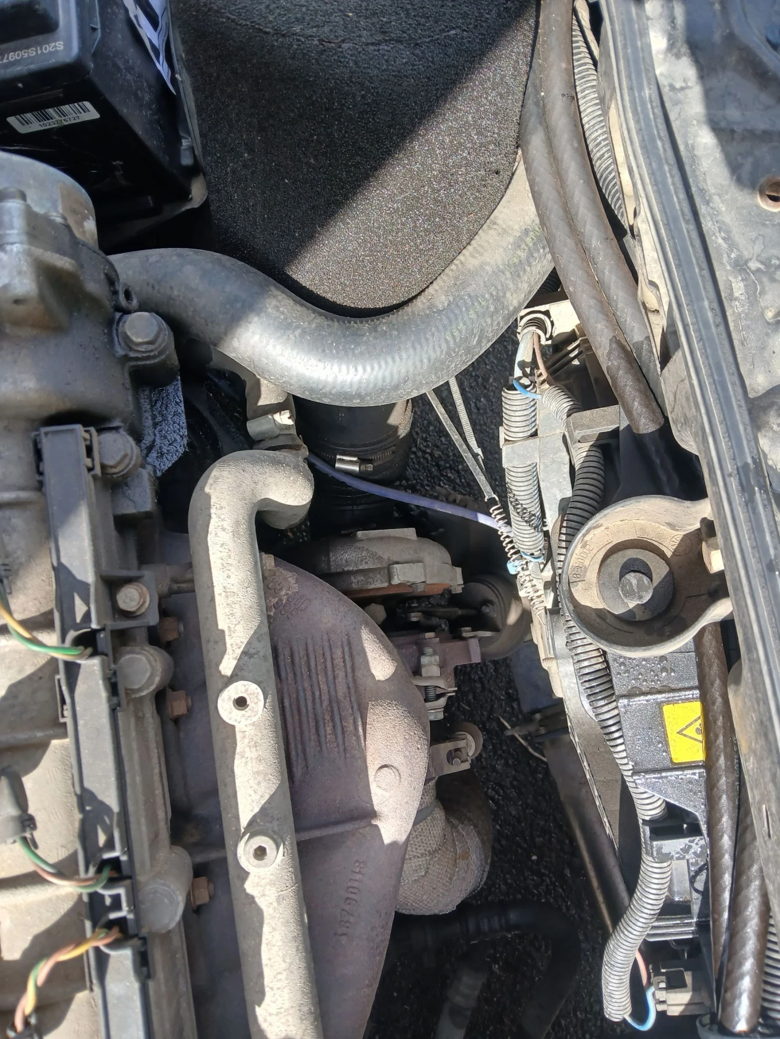 Alfa Romeo 147 1.9jtd 140hp, снимка 8 - Автомобили и джипове - 54459381