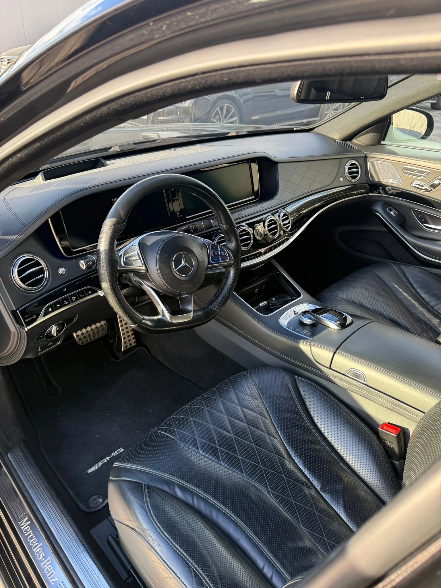 Mercedes-Benz S 500 4M/AMG/PANO/2TV/NAVI/Top/Excellent/Full !!!, снимка 15 - Автомобили и джипове - 54577059