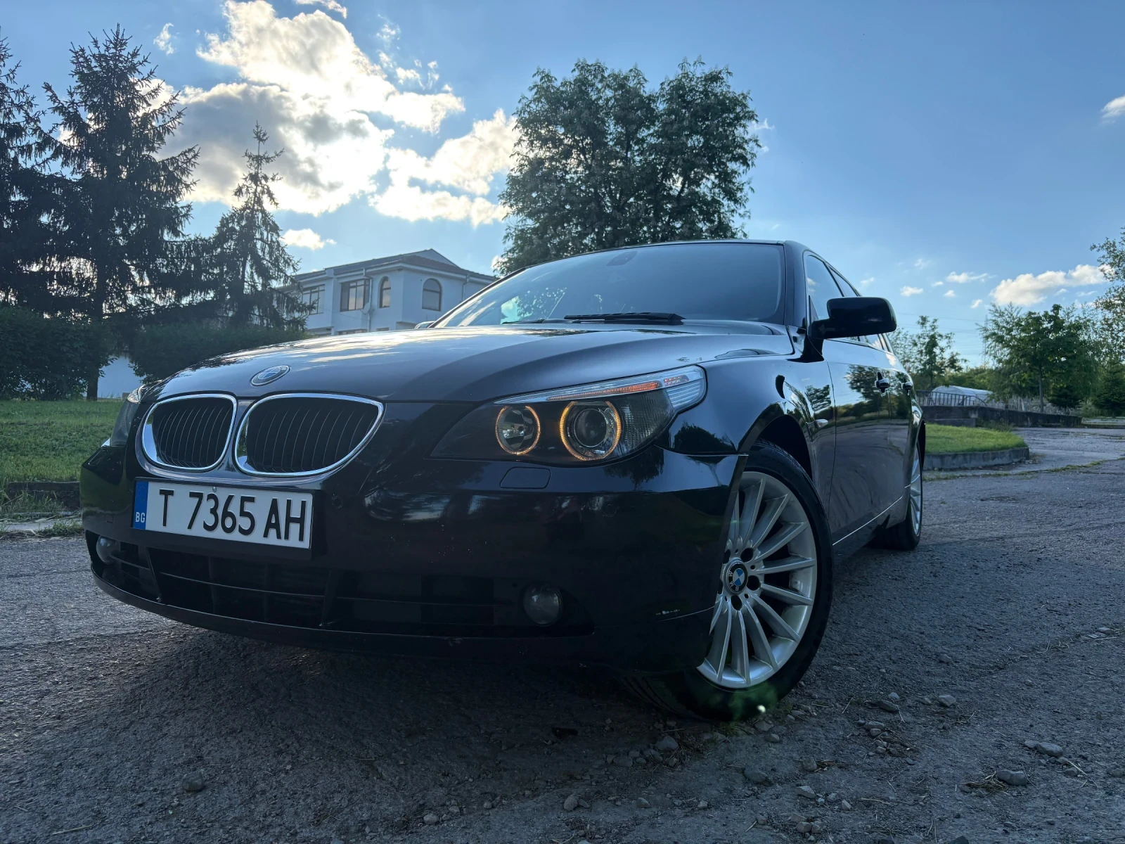 BMW 525