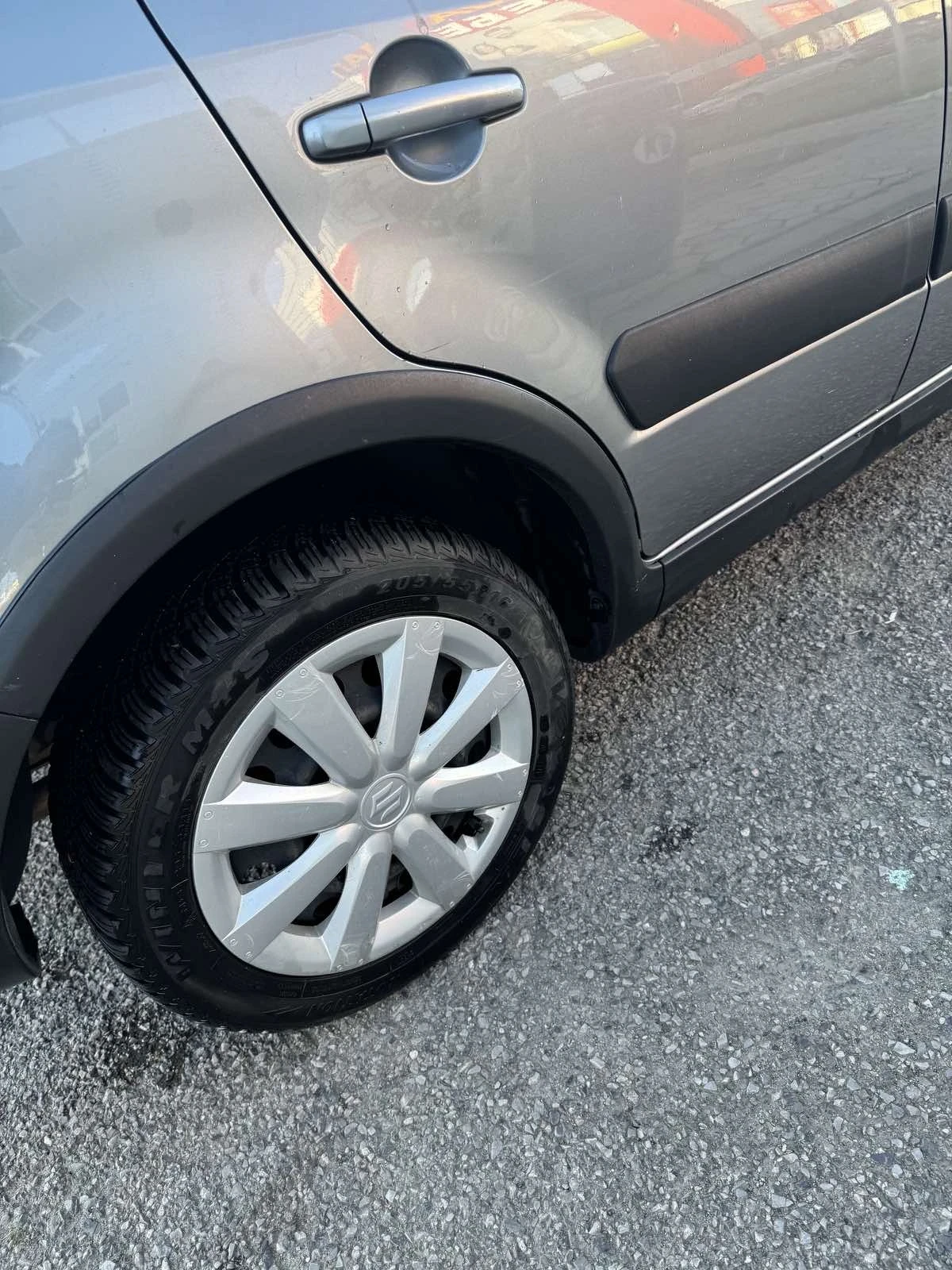 Suzuki SX4, снимка 9 - Автомобили и джипове - 54746068