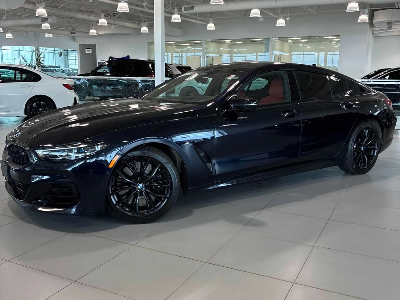 BMW 850 xDrive * ГЛАВНО ПРЕДСТАВИТЕЛСТВО НА BMW, снимка 3 - Автомобили и джипове - 54906233