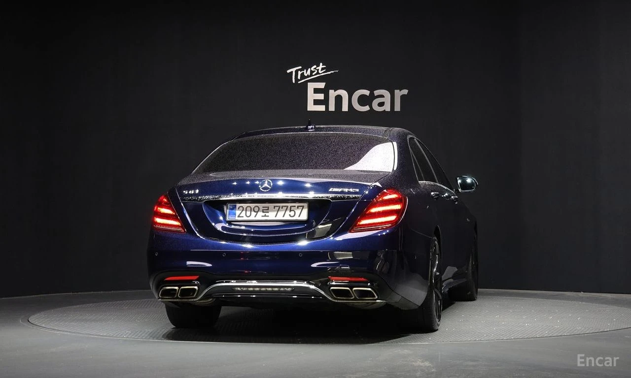 Mercedes-Benz S 63 AMG 4MATIC* BURMESTER* ДИСТРОНИК* ОБДУХВАНЕ* МАСАЖ* , снимка 4 - Автомобили и джипове - 55046491