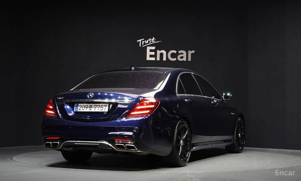 Mercedes-Benz S 63 AMG 4MATIC* BURMESTER* ДИСТРОНИК* ОБДУХВАНЕ* МАСАЖ* , снимка 2 - Автомобили и джипове - 55046491