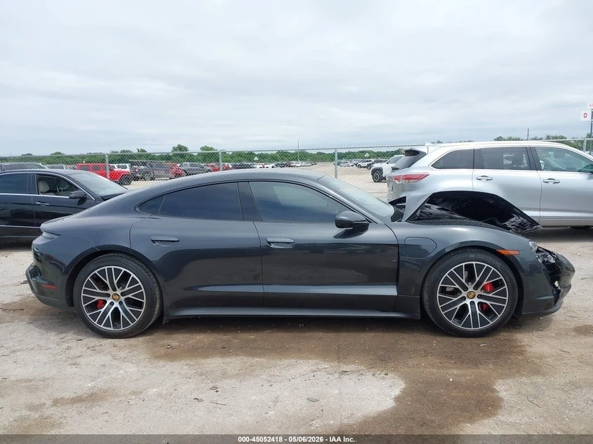 Porsche Taycan 4s ЦЕНА ДО БЪЛГАРИЯ РЕГИСТРАЦИЯ & АВТОКРЕДИТ, снимка 6 - Автомобили и джипове - 55433196