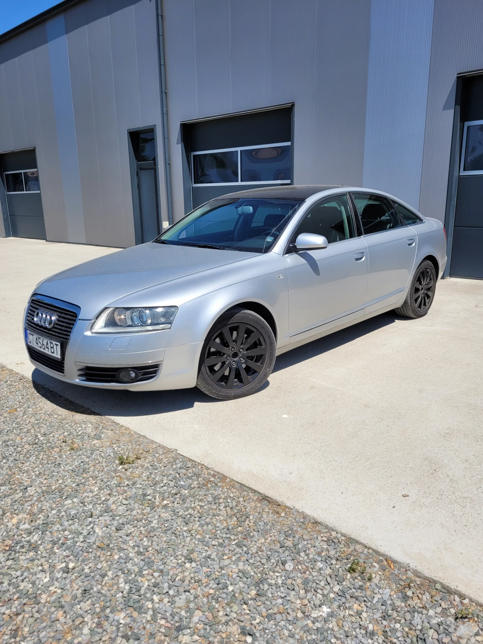 Audi A6 3.2, снимка 3 - Автомобили и джипове - 55547354