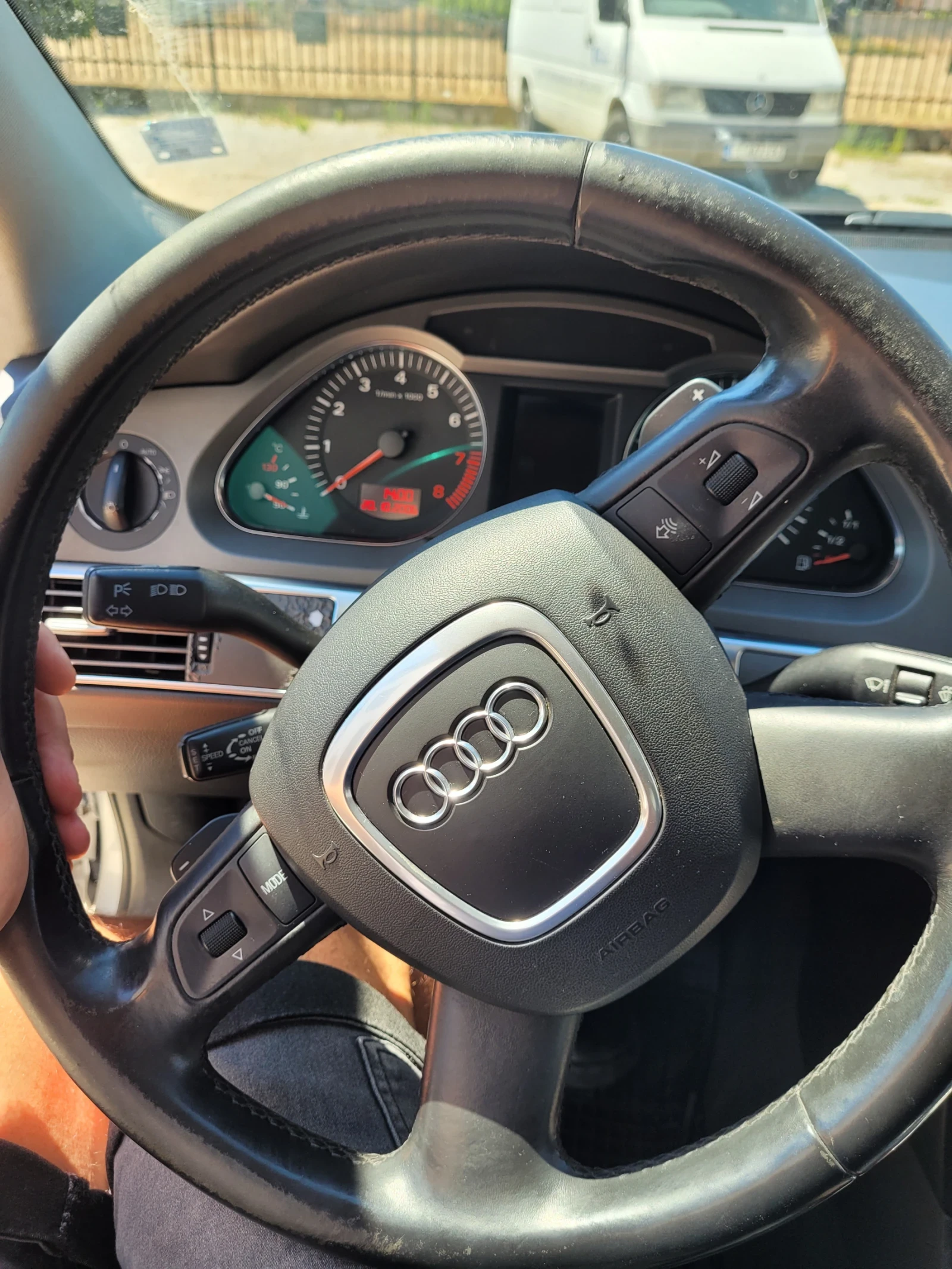 Audi A6 3.2, снимка 12 - Автомобили и джипове - 55547354