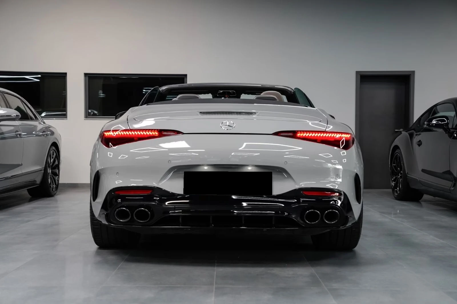 Mercedes-Benz SL 43 AMG V8 STYLE / NIGHT / BURM / EXCLUSIVE / HUD / 360 / , снимка 6 - Автомобили и джипове - 55923229
