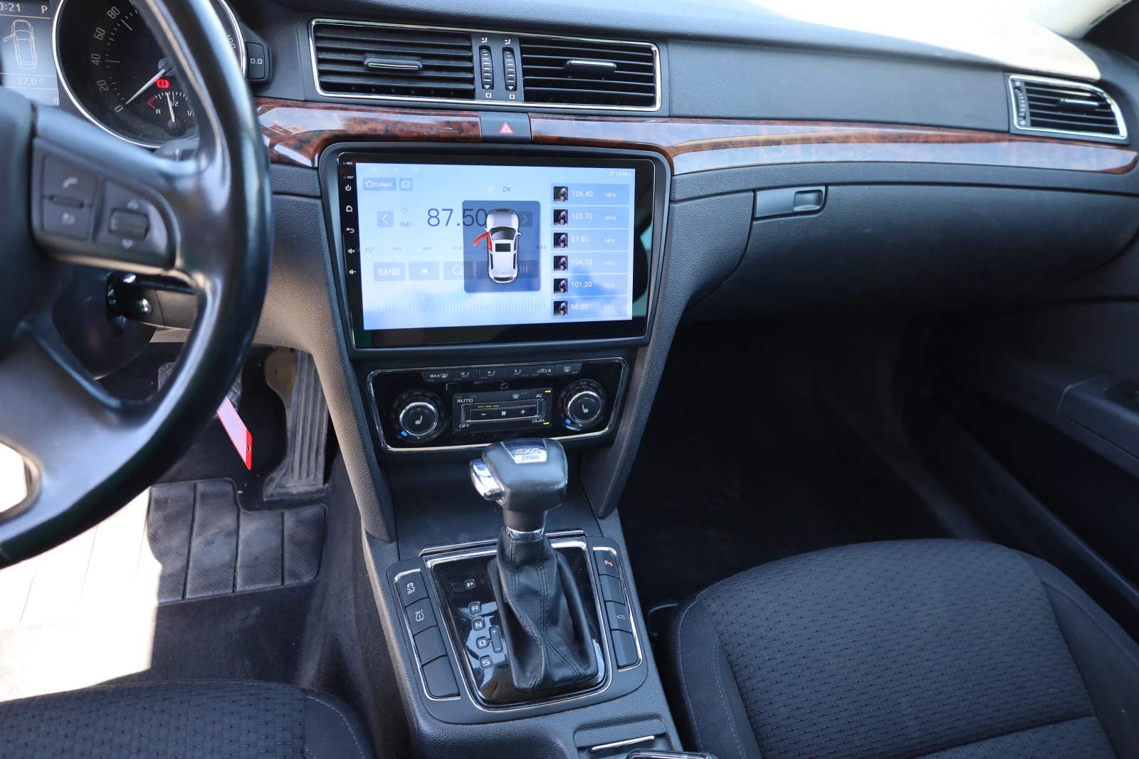 Skoda Superb ELEGANCE 4X4 , снимка 12 - Автомобили и джипове - 55959402