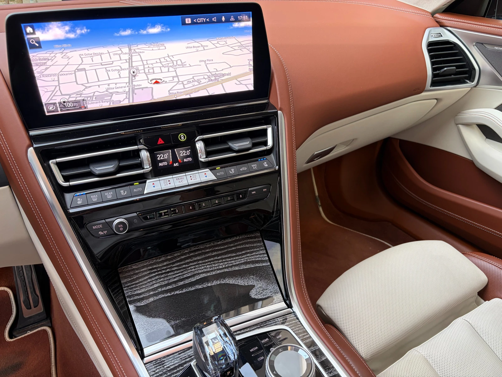 BMW 850 M850i xDrive Gran Coupe Facelift Individual, снимка 11 - Автомобили и джипове - 56096274