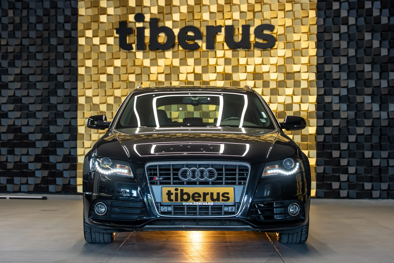Audi S4 3.0TFSI Quattro, снимка 3 - Автомобили и джипове - 56160678