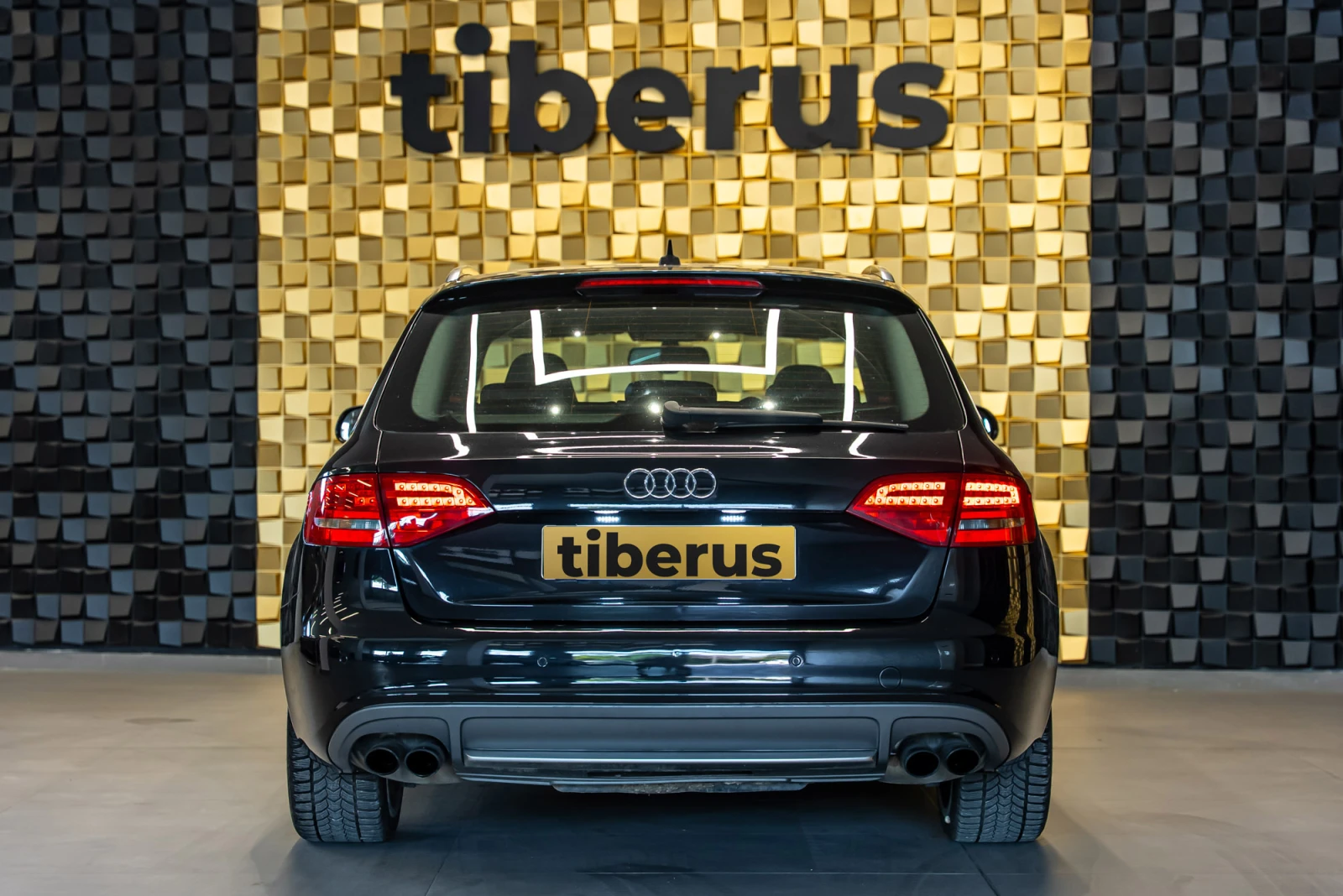 Audi S4 3.0TFSI Quattro, снимка 4 - Автомобили и джипове - 56160678
