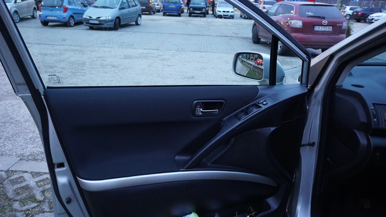 Toyota Corolla verso 2.2 D4D Facelift, снимка 8 - Автомобили и джипове - 56344482