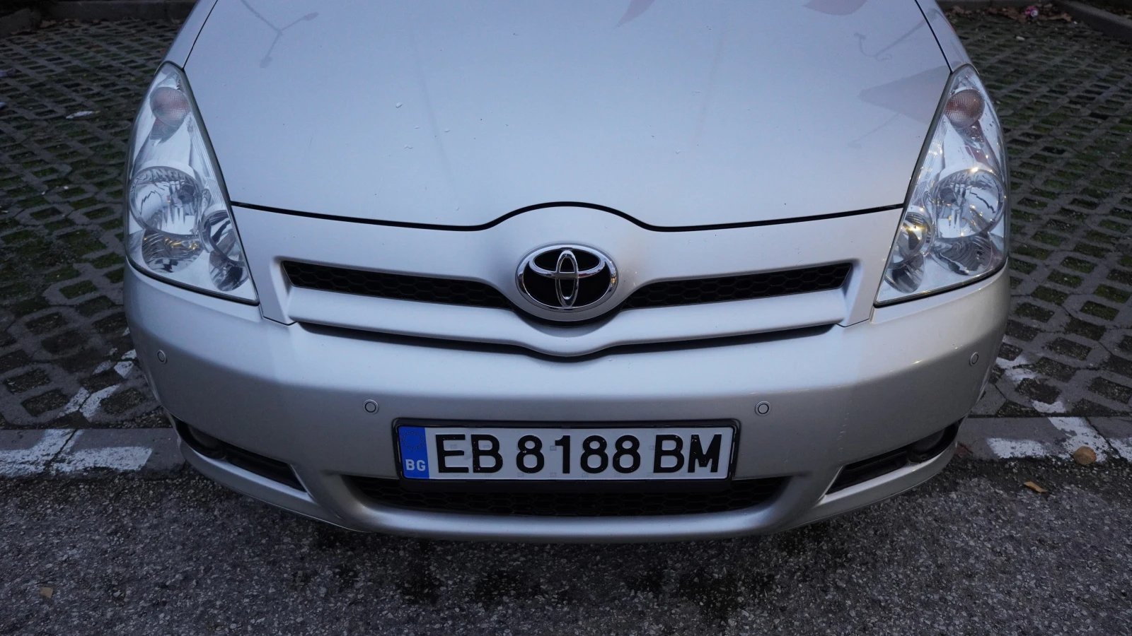 Toyota Corolla verso 2.2 D4D Facelift, снимка 6 - Автомобили и джипове - 56344482