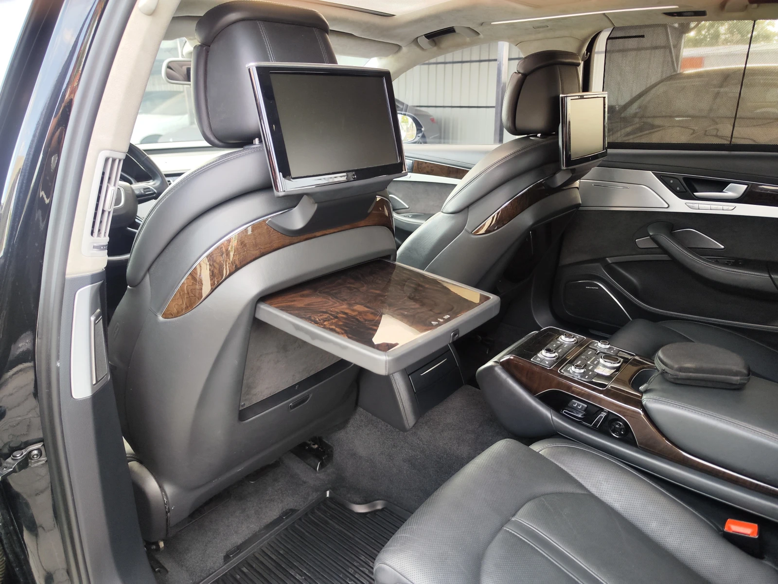 Audi A8 4.2L* MATRIX* 3TV* DISTRONIK* NOSHTNOVIJDANE* PANO | Mobile.bg � ����������� 9