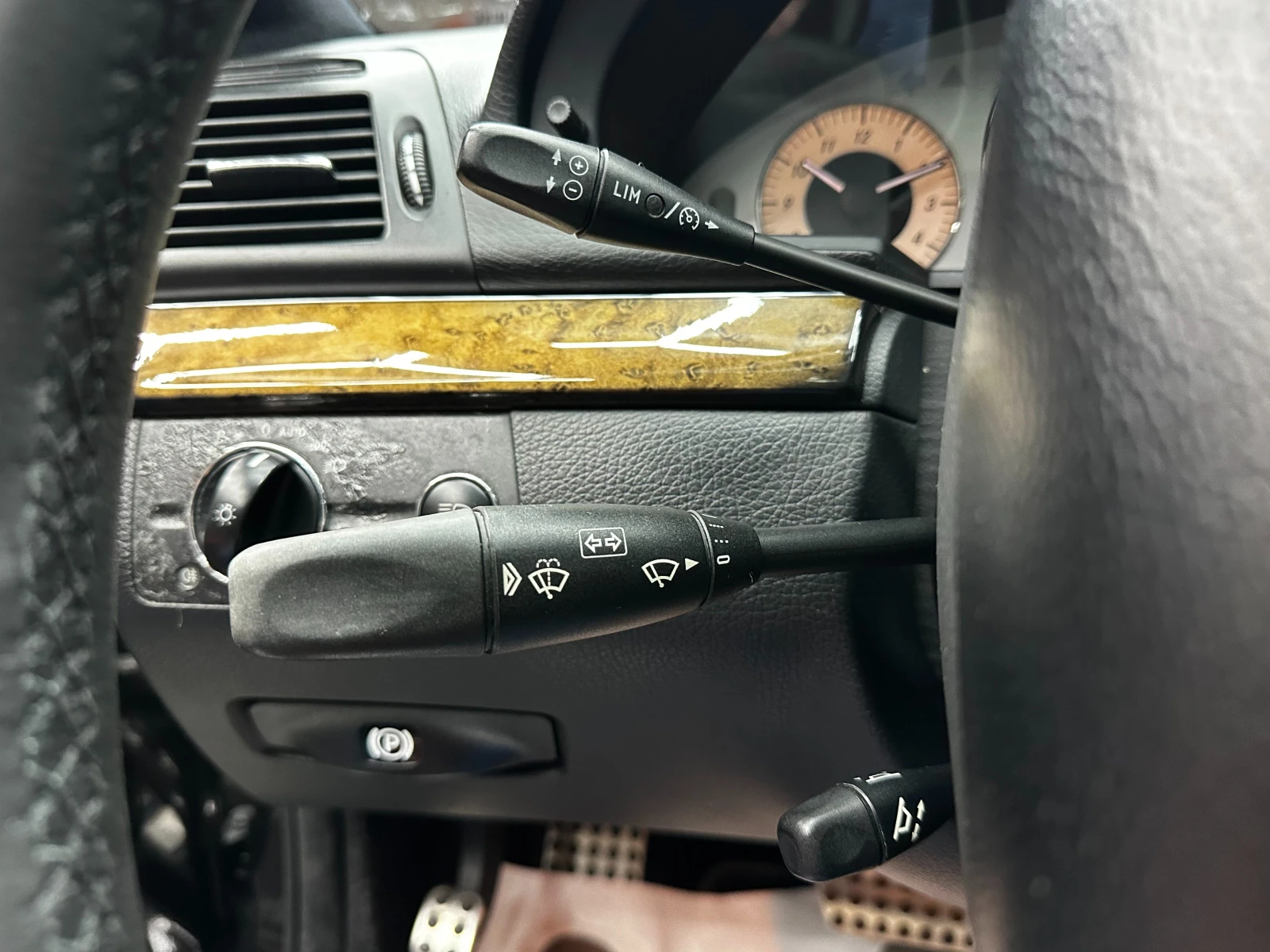 Mercedes-Benz E 500 Evo/Седан/388 к.с. , снимка 17 - Автомобили и джипове - 56514708