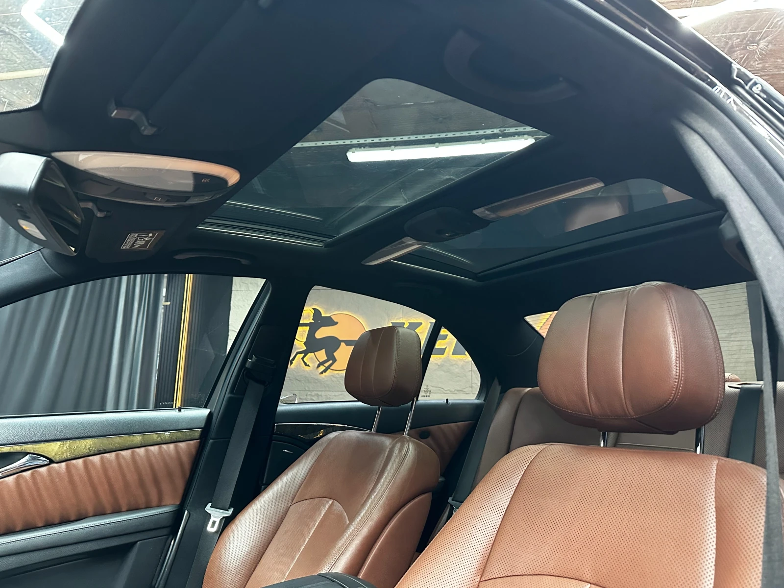 Mercedes-Benz E 500 Evo/Седан/388 к.с. , снимка 9 - Автомобили и джипове - 56514708
