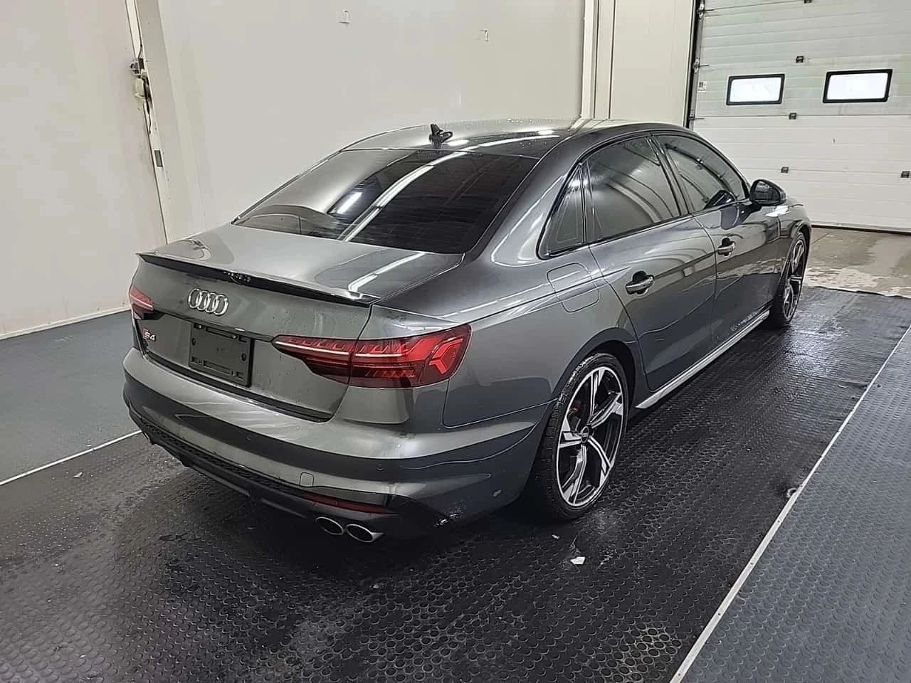 Audi S4, снимка 3 - Автомобили и джипове - 56685542