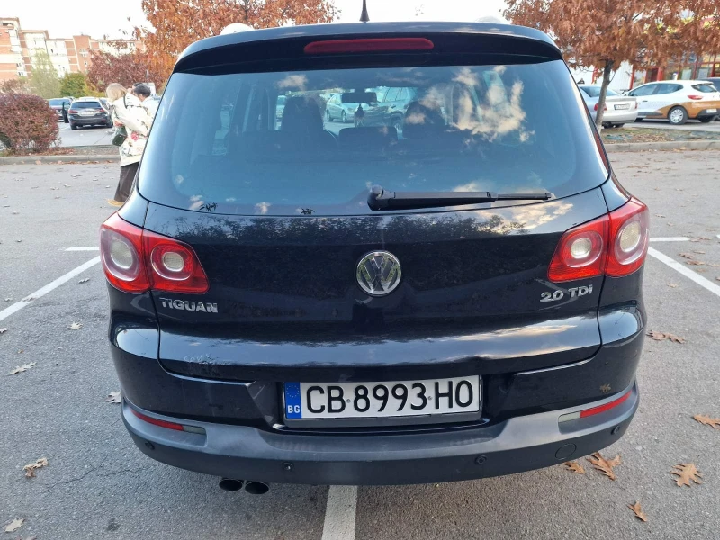 VW Tiguan 2.0 TDI 4MOTION, снимка 6 - Автомобили и джипове - 52876712