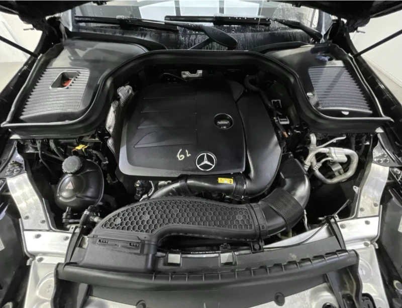 Mercedes-Benz GLC 300 AMG Package* Автокредит* , снимка 14 - Автомобили и джипове - 52749563