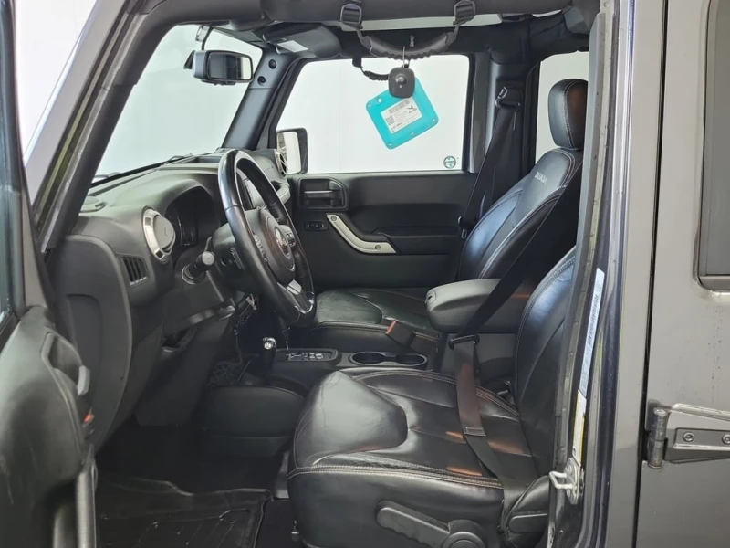 Jeep Wrangler * SAHARA * 4WD* * ПОДГРЕВ* , снимка 5 - Автомобили и джипове - 53394657