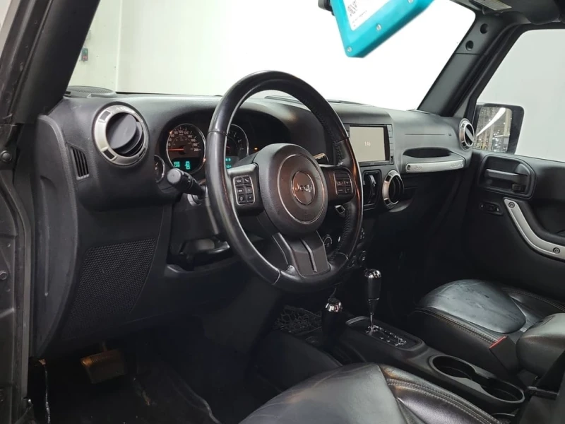 Jeep Wrangler * SAHARA * 4WD* * ПОДГРЕВ* , снимка 10 - Автомобили и джипове - 53394657