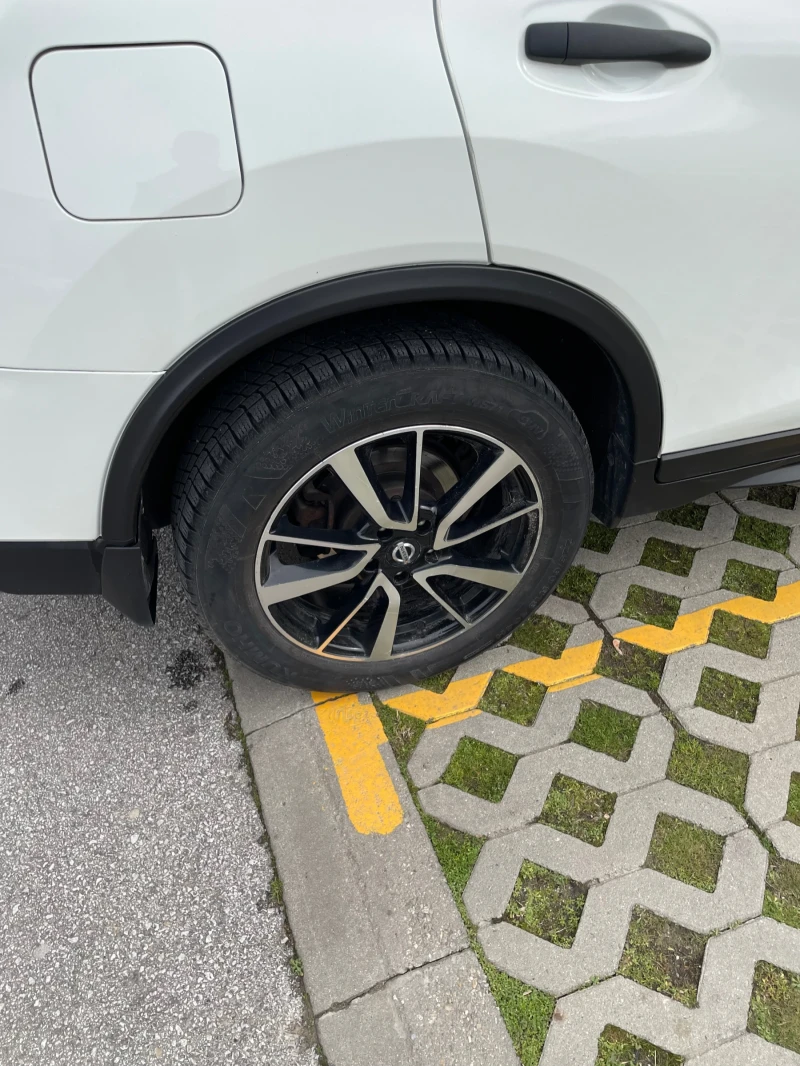 Nissan Rogue, снимка 10 - Автомобили и джипове - 53476295