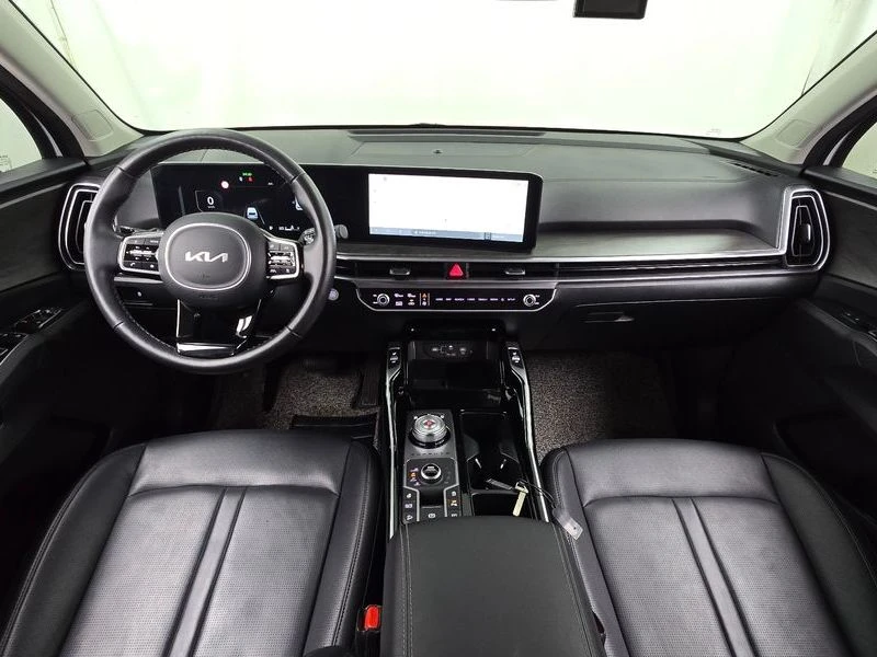 Kia Sorento Diesel 2.2 4WD| 202к.с.| ВКЛ.ТЕХНОТЕСТ, снимка 7 - Автомобили и джипове - 55616560