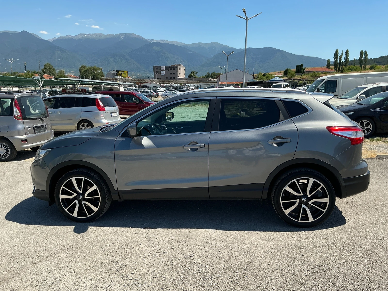 Nissan Qashqai 1.5 DCI - изображение 4