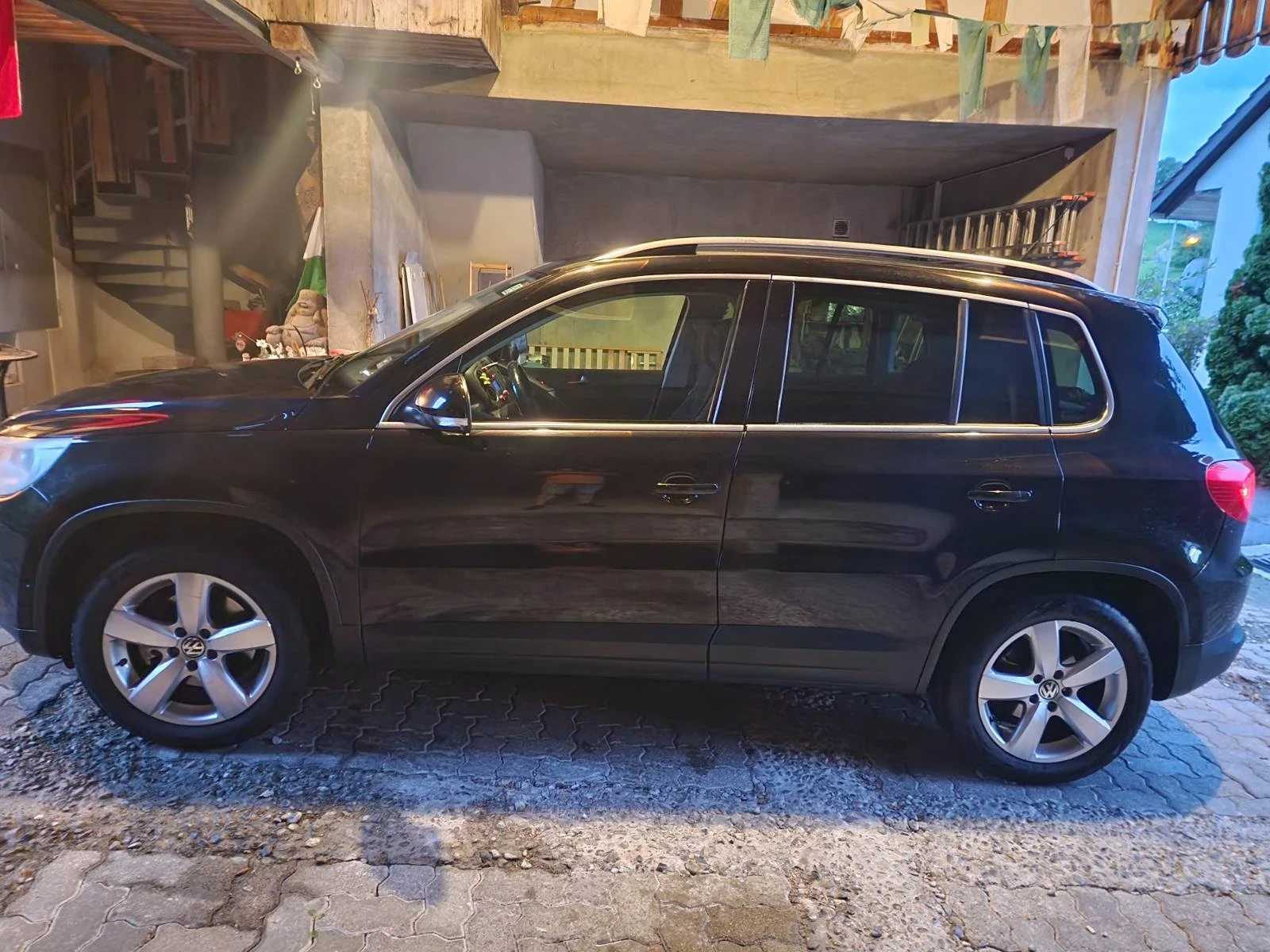 VW Tiguan 2.0 TDI 4MOTION - изображение 3
