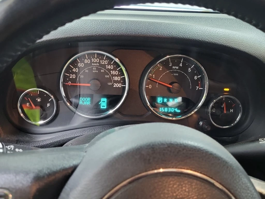 Jeep Wrangler * SAHARA * 4WD* * �������*  | Mobile.bg � ����������� 11