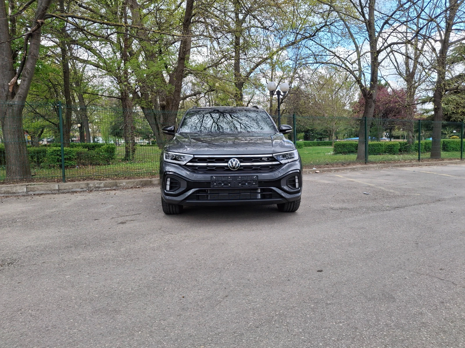 VW T-Roc R-Line BLACK STYLE, снимка 3 - Автомобили и джипове - 54236838