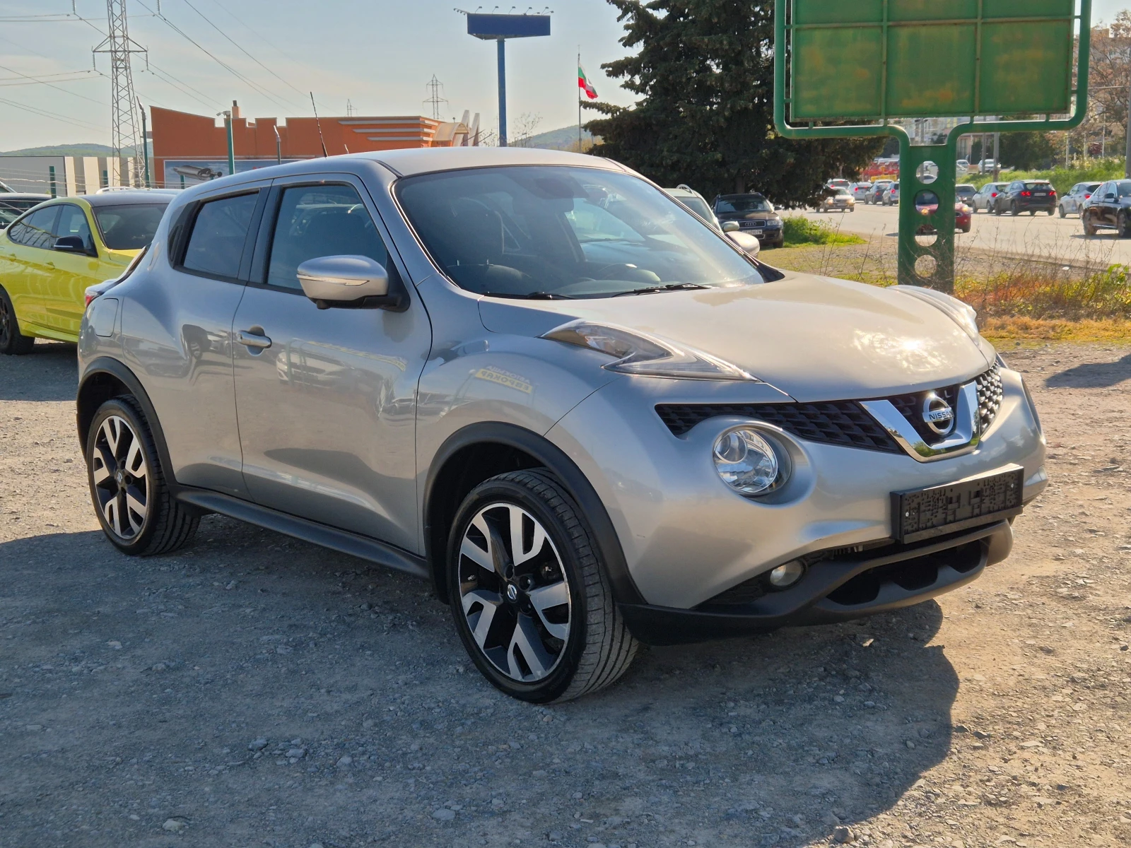 Nissan Juke 1.2i 115кс, снимка 7 - Автомобили и джипове - 54332628