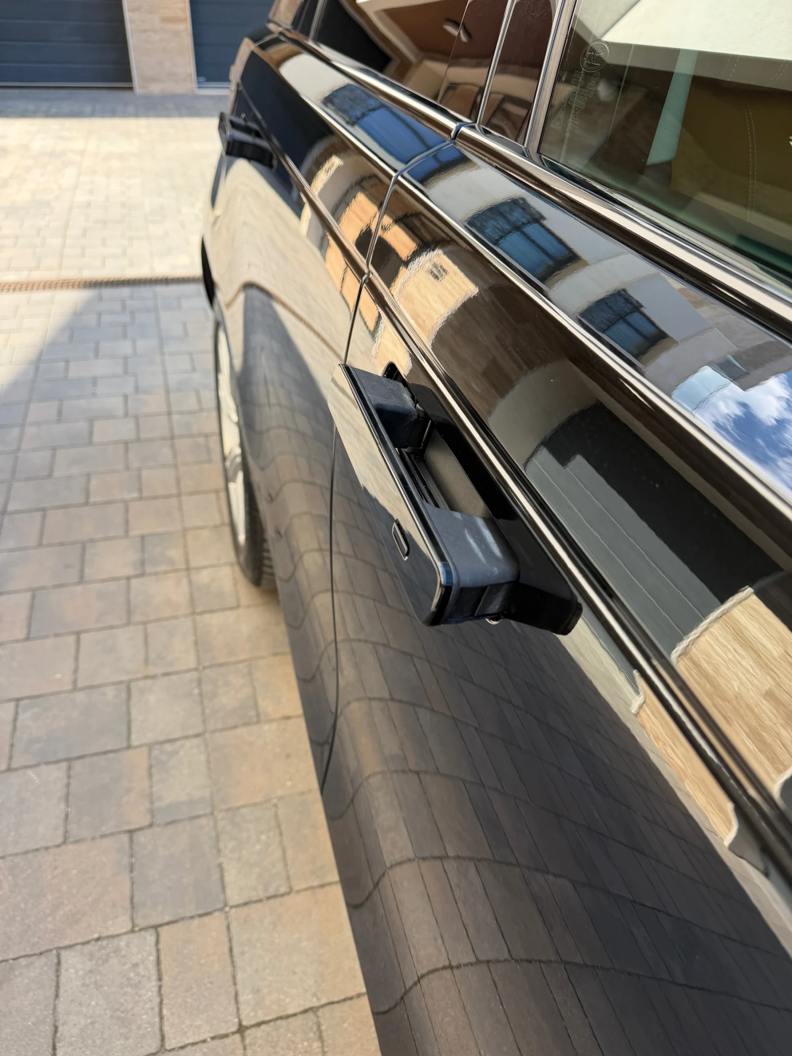 Land Rover Range Rover Velar, снимка 4 - Автомобили и джипове - 54838433
