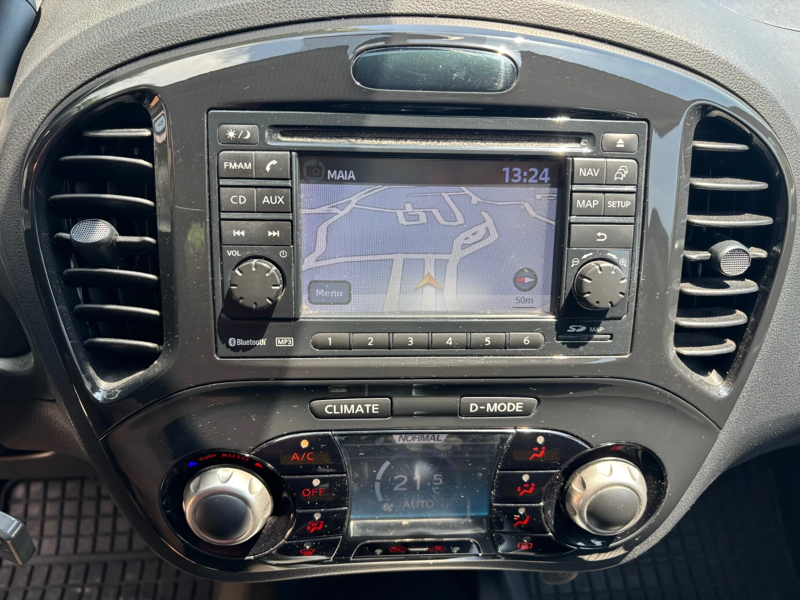 Nissan Juke, снимка 17 - Автомобили и джипове - 54905853