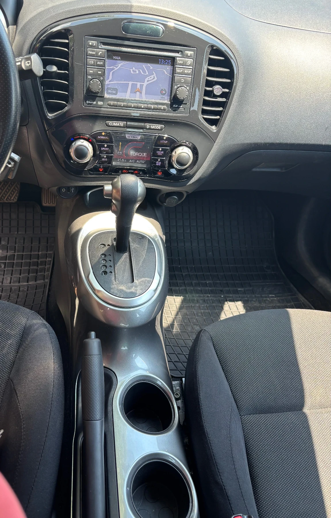 Nissan Juke, снимка 16 - Автомобили и джипове - 54905853