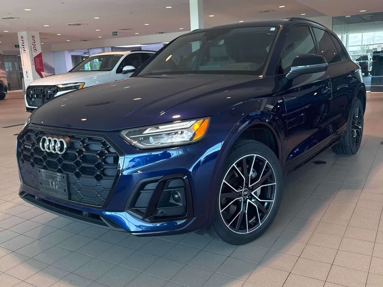 Audi Q5 * Progressiv S-LINE* DISTRONIC* MATRIX* 