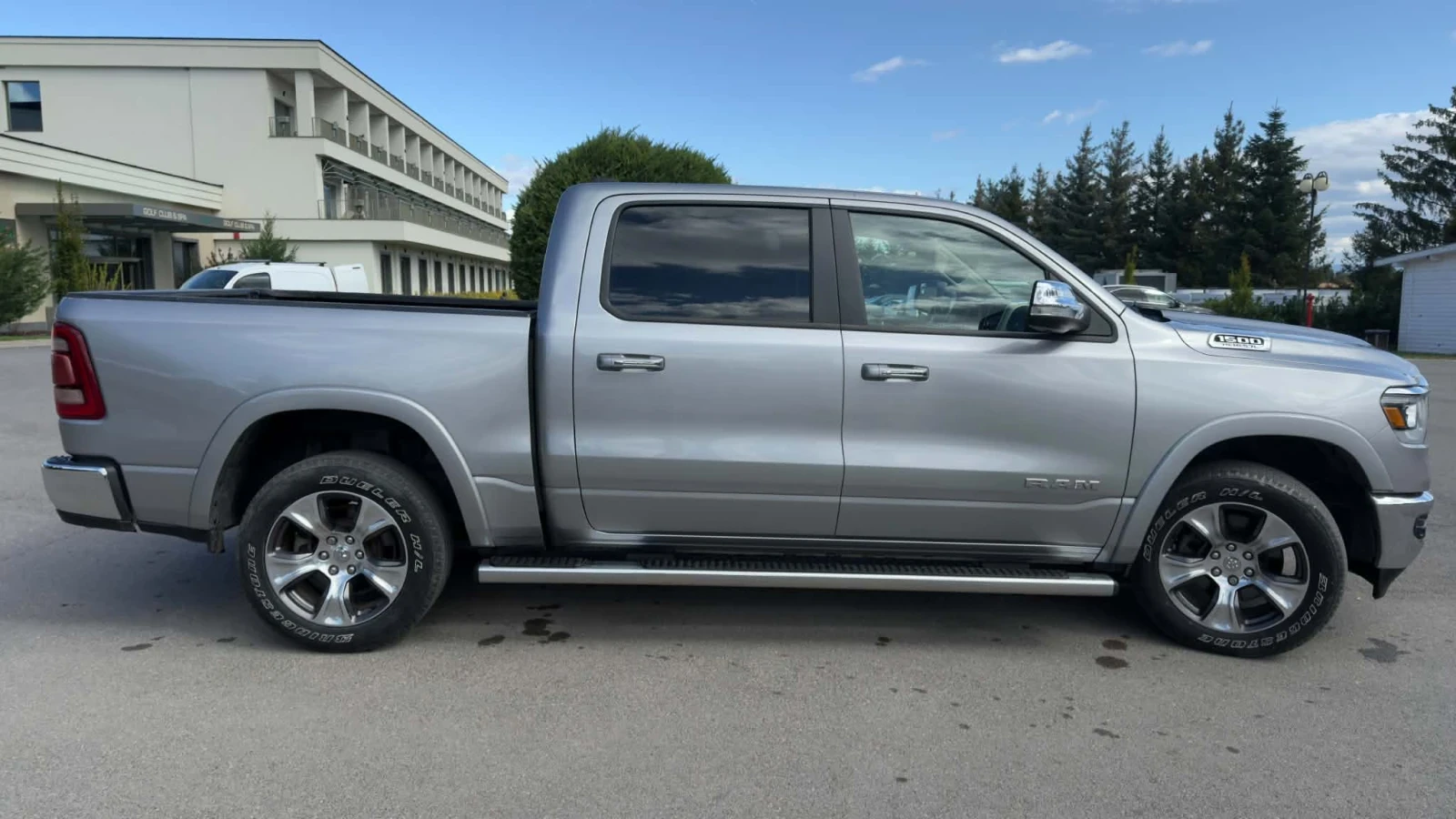 Dodge RAM 1500 LARAMIE, HEMI 5, 7 ГАЗ, снимка 6 - Автомобили и джипове - 56014637