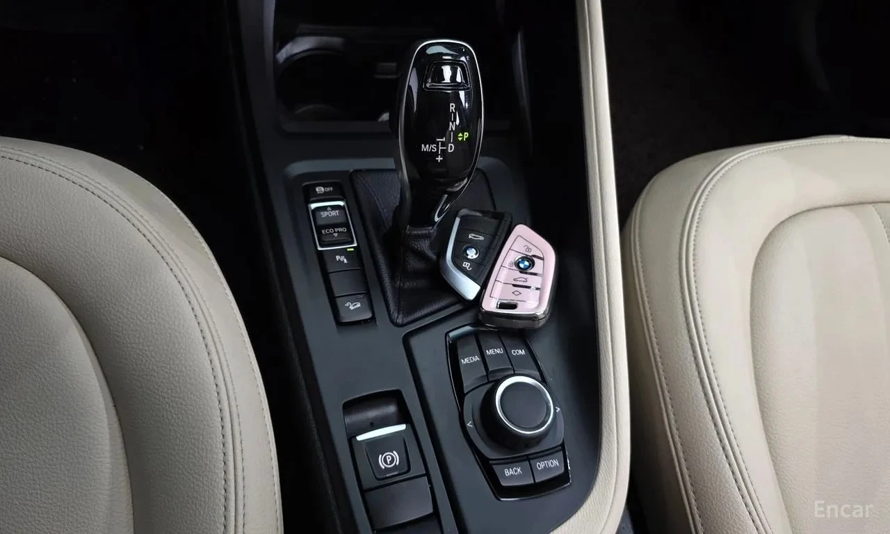 BMW X1 * xDrive 20d Joy * ЦЕНА ДО БГ, снимка 11 - Автомобили и джипове - 55886178