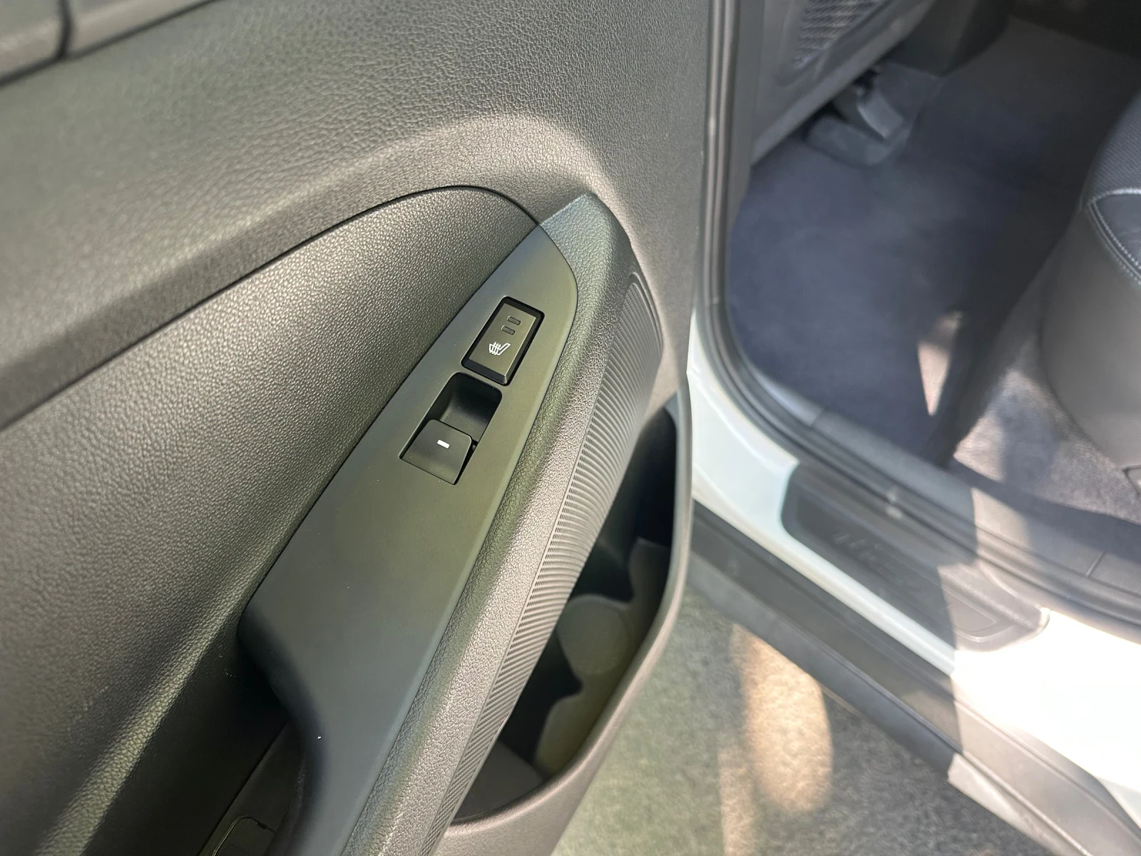 Hyundai Tucson Premium | 108000km | ВНОС ОТ ЮЖНА КОРЕА, снимка 13 - Автомобили и джипове - 56014945