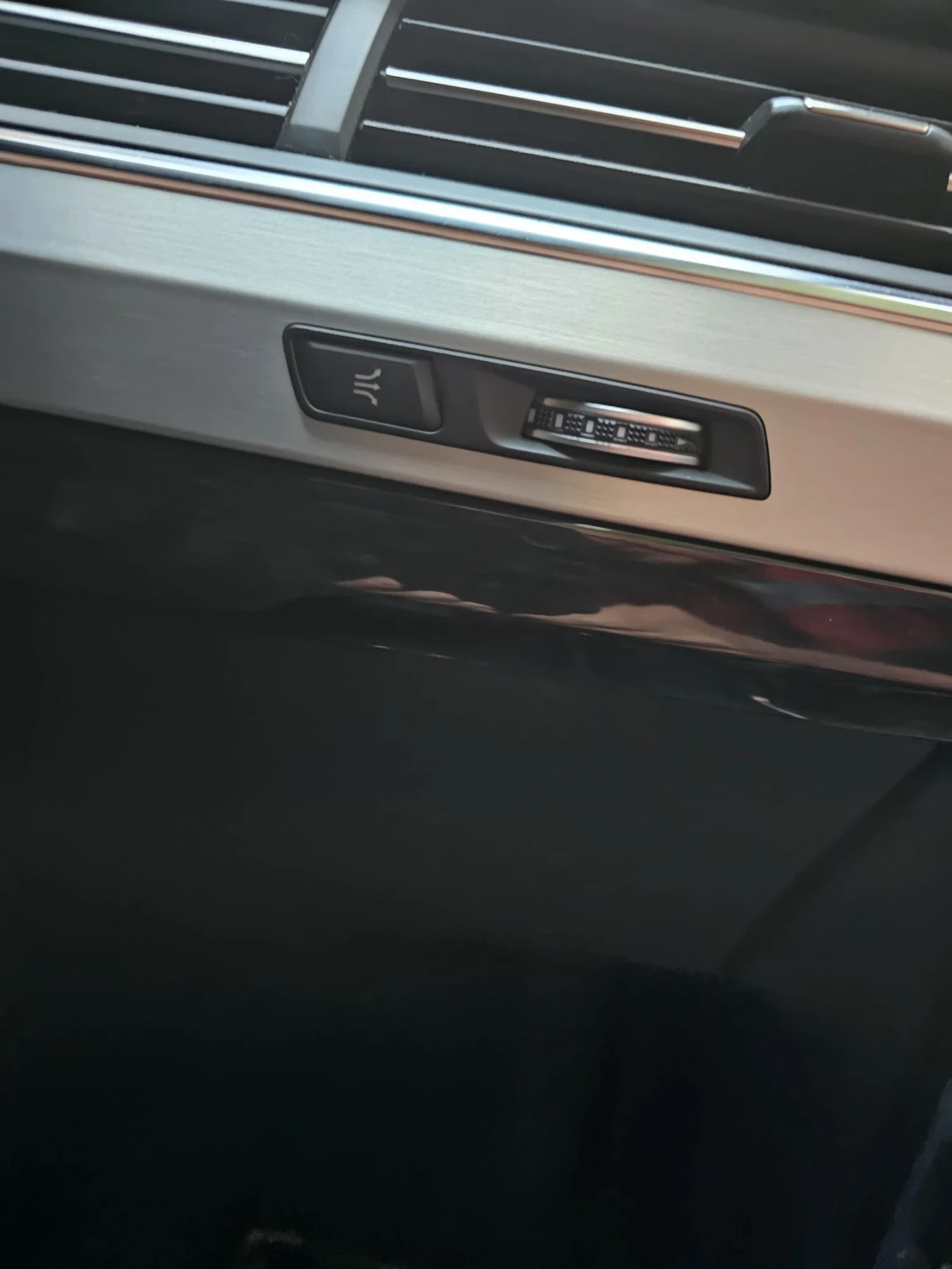 Audi Q7, снимка 15 - Автомобили и джипове - 56261893