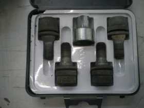 Други, снимка 1