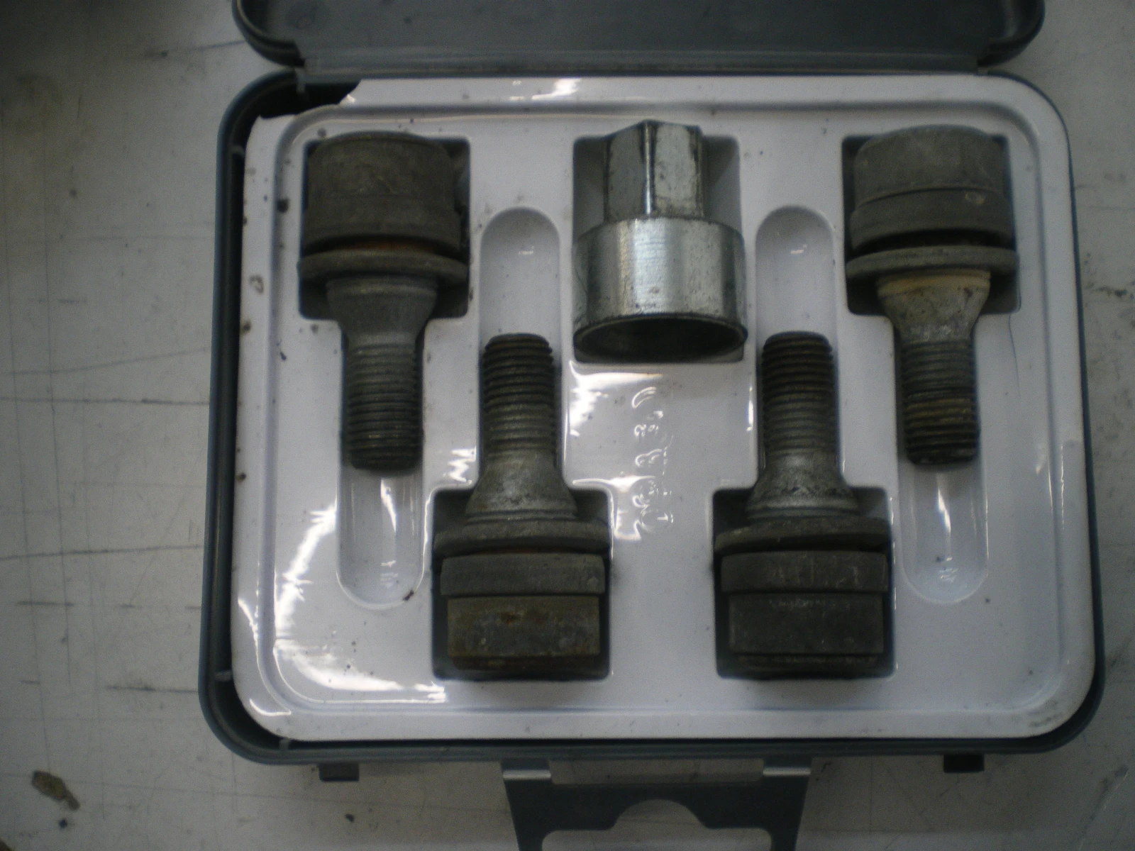 �������� �������� ���������� �������� ������� �� ��ѝ��� | Mobile.bg � ����������� 1