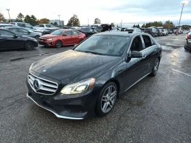 Mercedes-Benz E 400 * 4dr Sdn 4matic * CARFAX * , снимка 1
