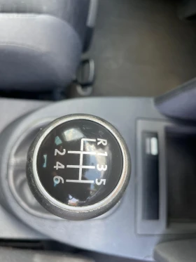 Обява за продажба на VW Touran 1.9 TDi ~4 999 лв. - изображение 2
