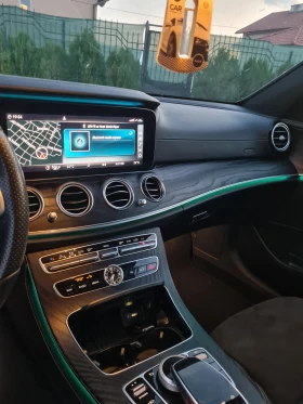 Mercedes-Benz E 220 AMG ORIGINAL СЕРВИЗНА КНИЖКА ОТ МЕРЦЕДЕС , снимка 13