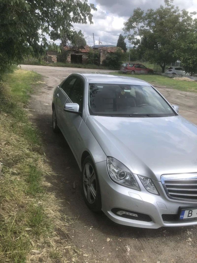 Mercedes-Benz E 350, снимка 1 - Автомобили и джипове - 47432853