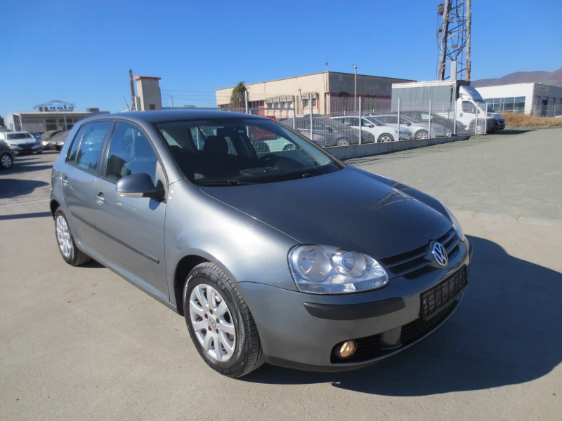 VW Golf 1.6 i , снимка 3 - Автомобили и джипове - 47890796