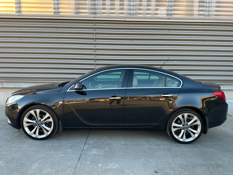 Opel Insignia, снимка 8 - Автомобили и джипове - 48551378