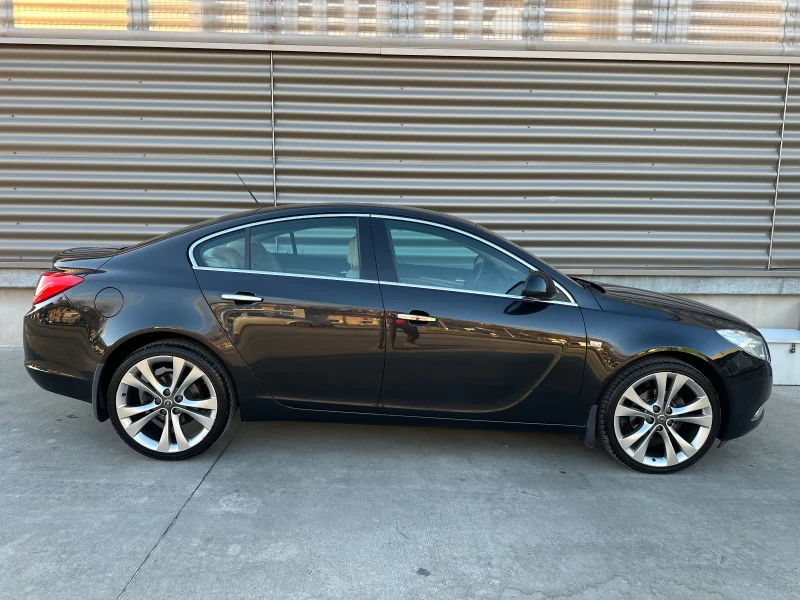 Opel Insignia, снимка 7 - Автомобили и джипове - 48551378